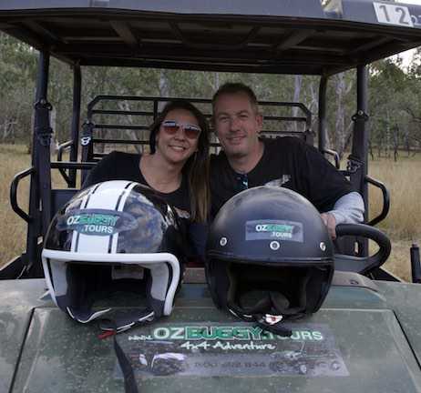 couple-in-buggy