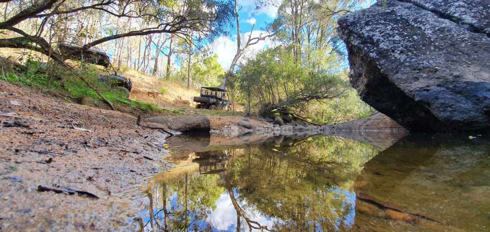 Pro Mule Extreme Rock Crawling Stance